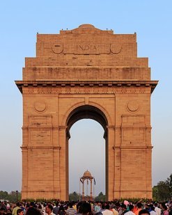 Why is the India Gate famous in India?