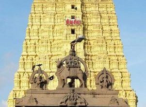 Why is the Ramanathaswamy Temple famous in India?