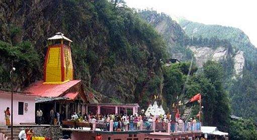 Why is the Yamunotri Temple famous in India?