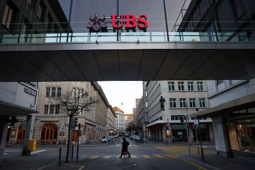 Why UBS is Taking Drastic Measures: Significance of the Credit Suisse Workforce Reduction