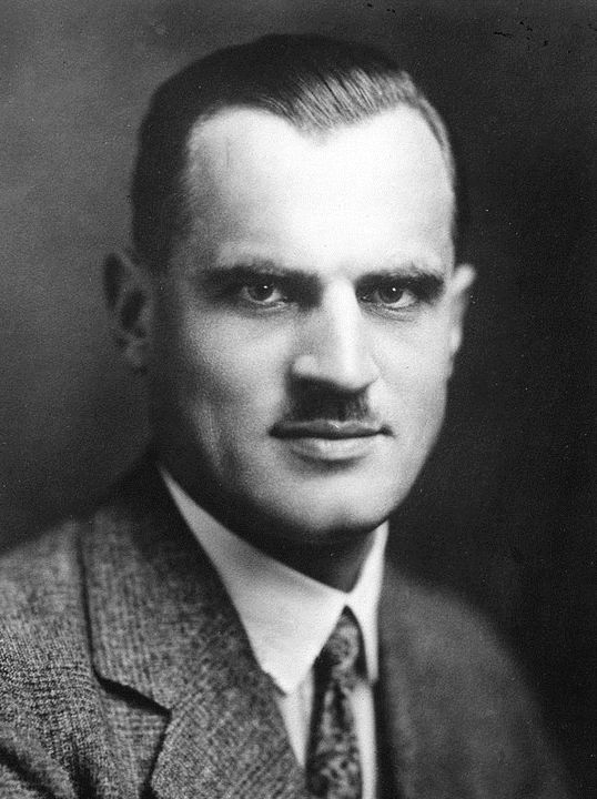 Why was Arthur Holly Compton Awarded the Noble Prize for Physics in 1927?