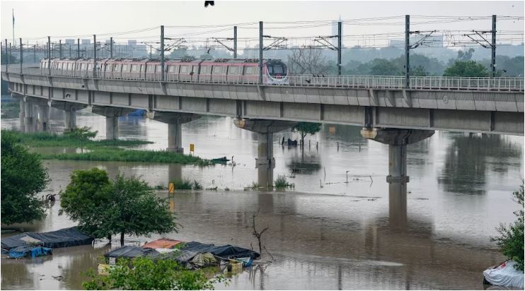 Why Floods in Delhi?