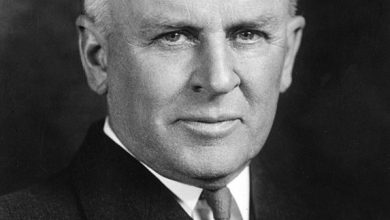 Why was Robert Andrews Millikan Awarded the Noble Prize for Physics in 1923?