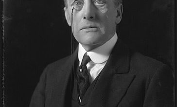 Why was Sir Austen Chamberlain Awarded the Nobel Prize for Peace in 1925?