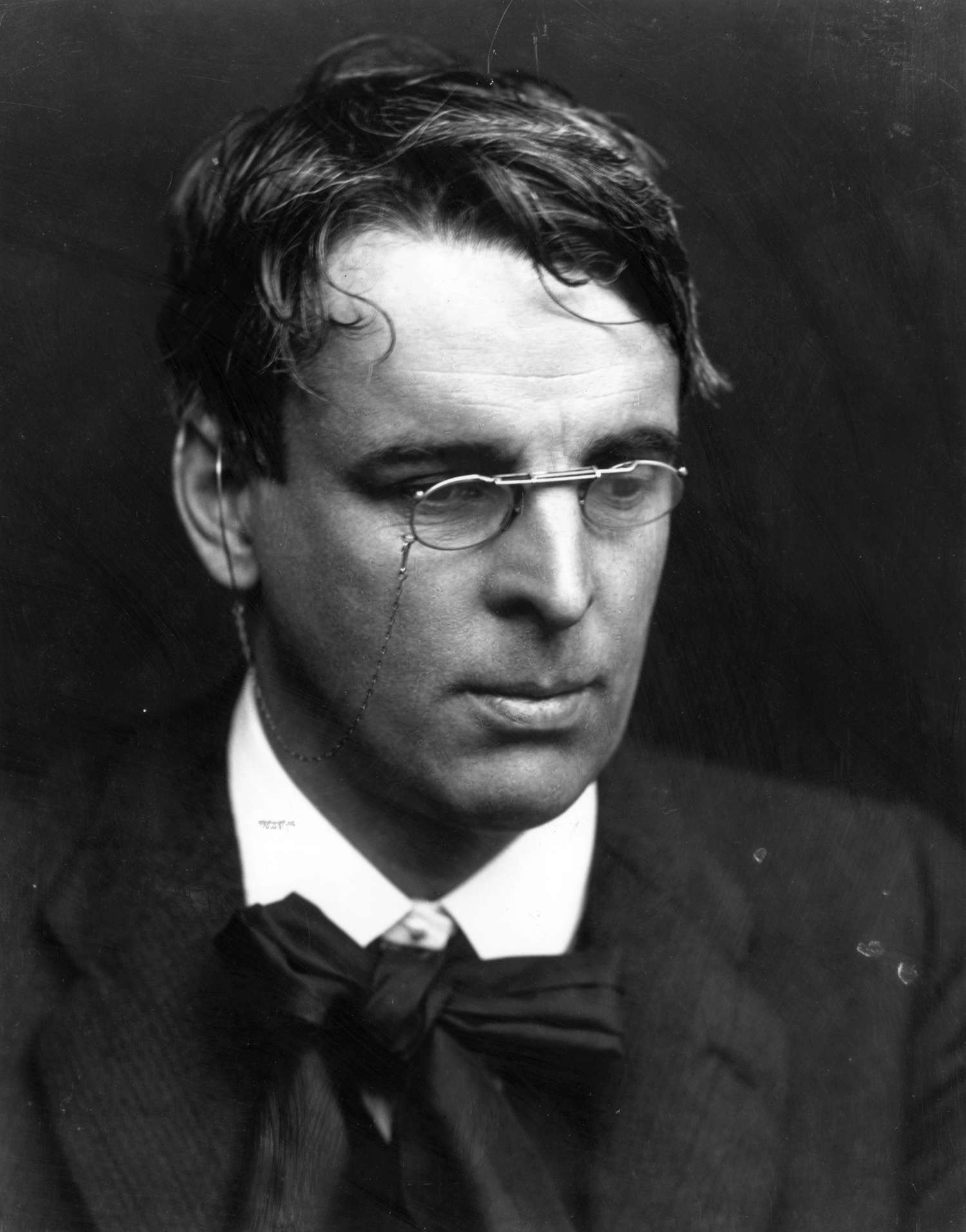 Why was William Butler Yeats Awarded the Nobel Prize for Literature in 1923?