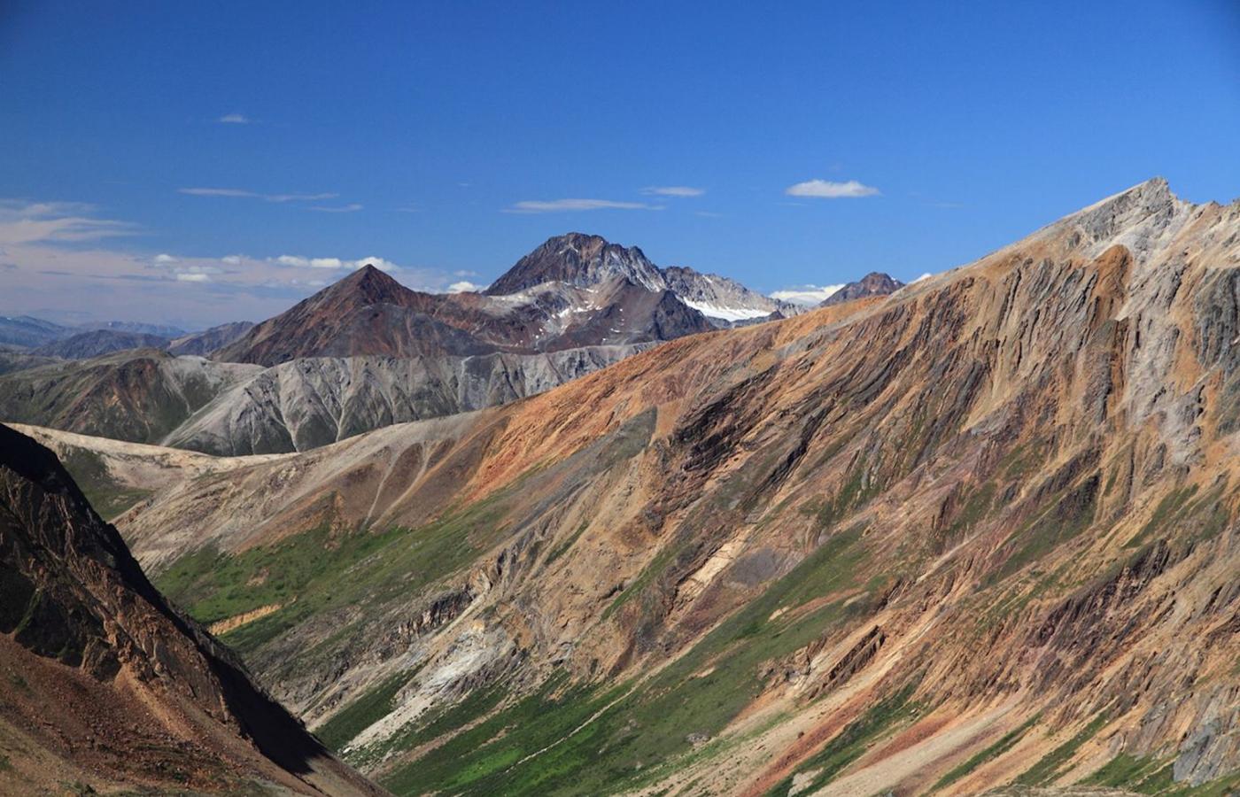 Mackenzie Mountains prominence